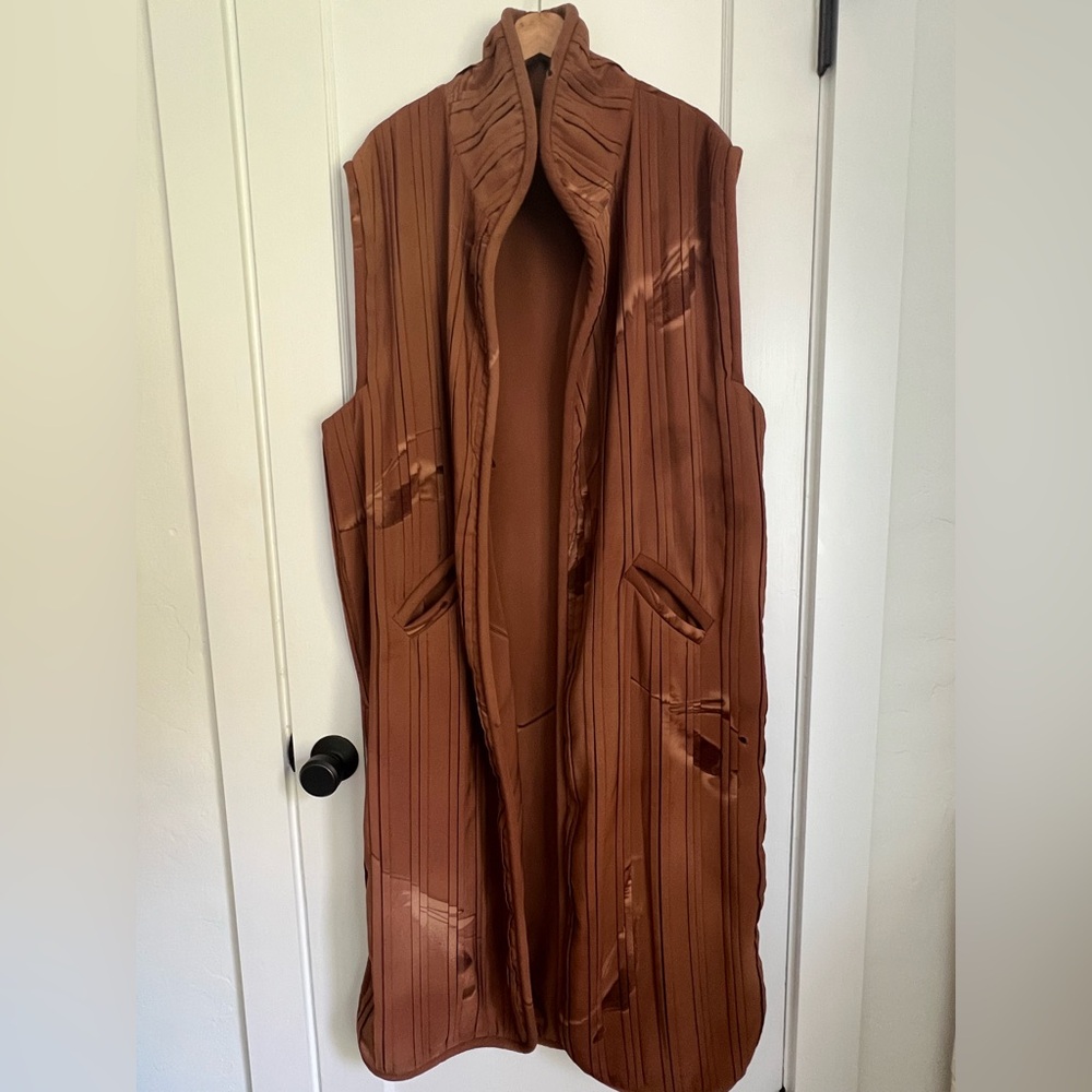 Pleated Silk Jacket Vest Duster with Pockets, reversible neutral print | OOAK